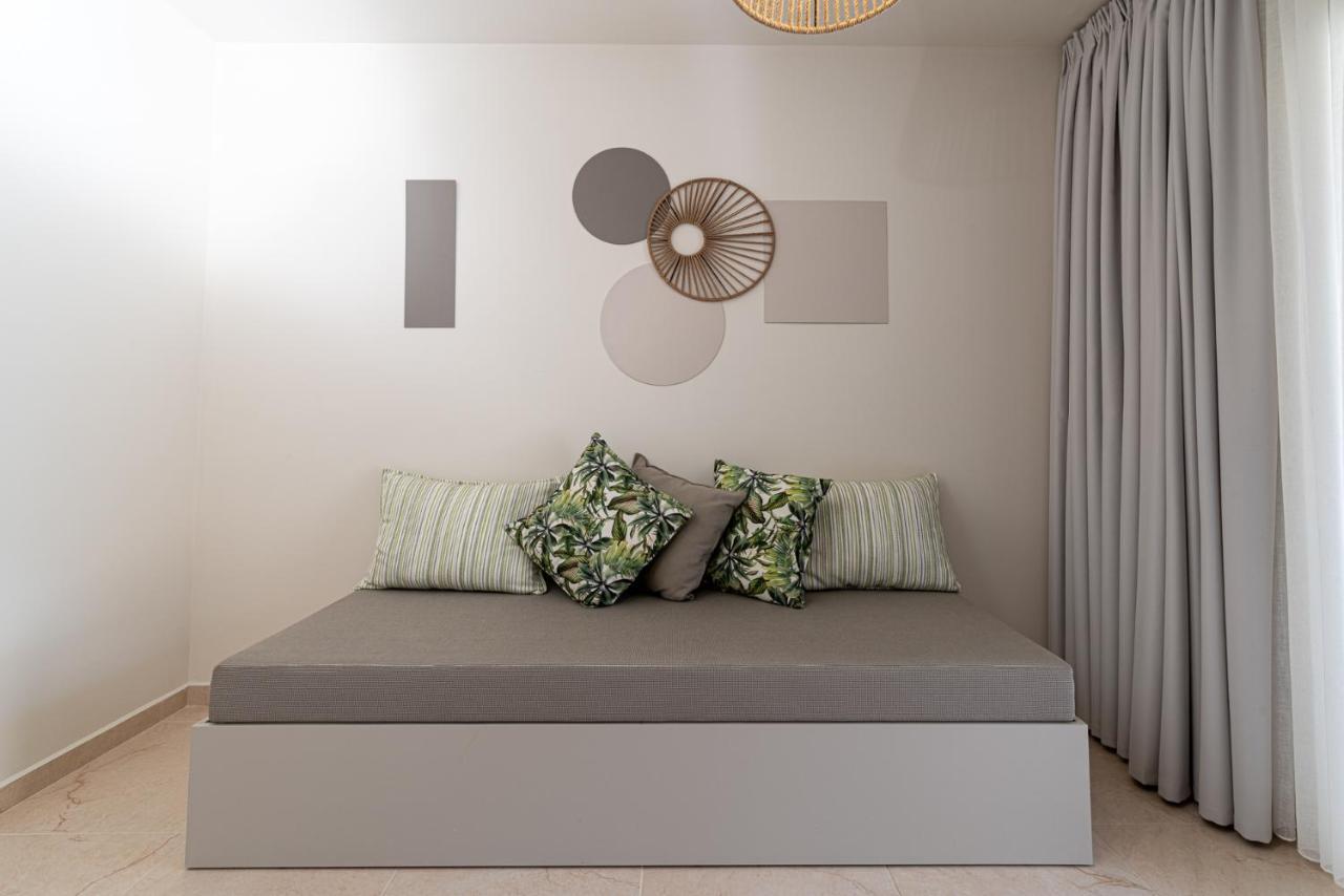 Buganvilla-Sea Front Villas Agia Pelagia 외부 사진