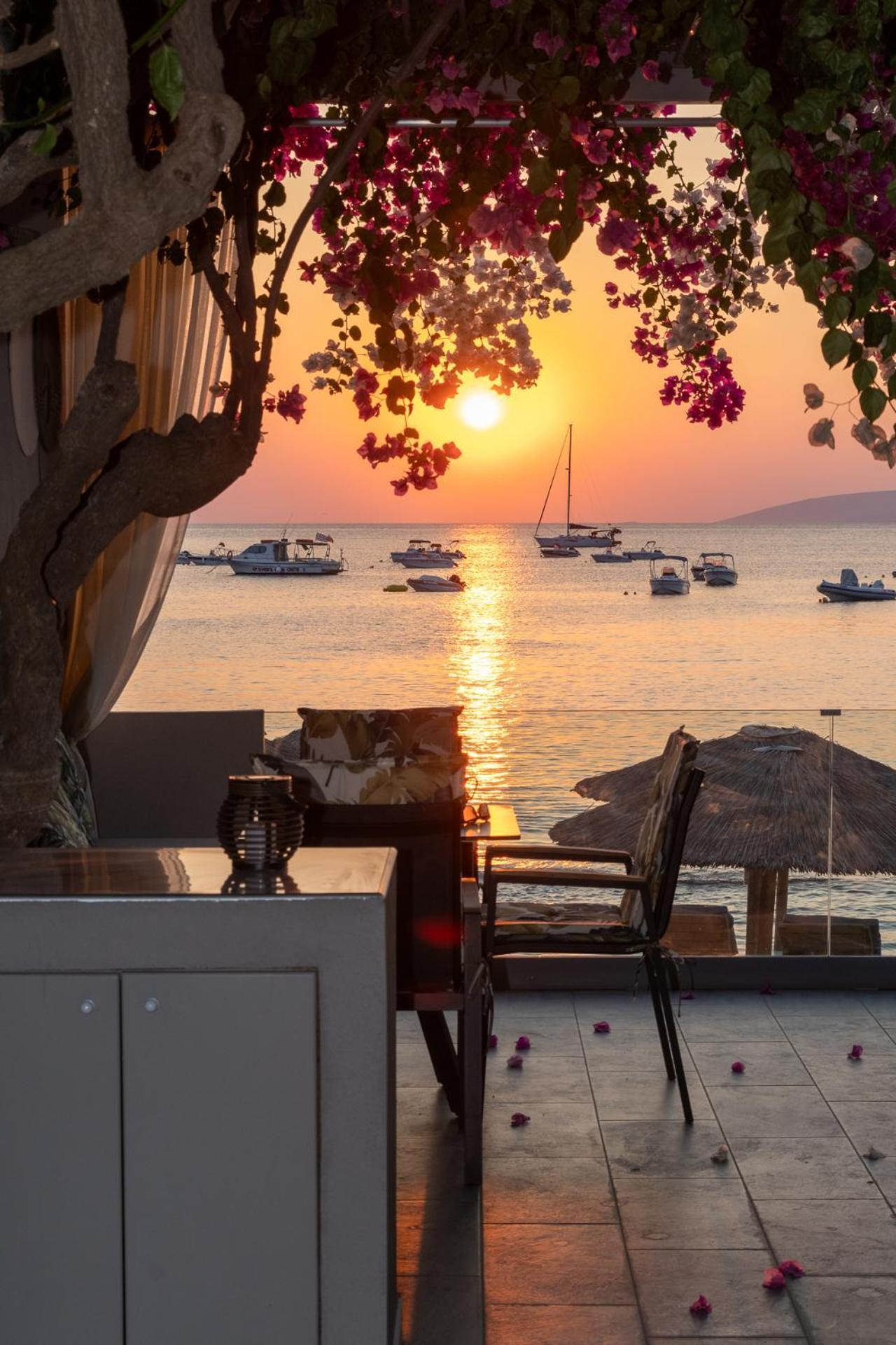 Buganvilla-Sea Front Villas Agia Pelagia 외부 사진