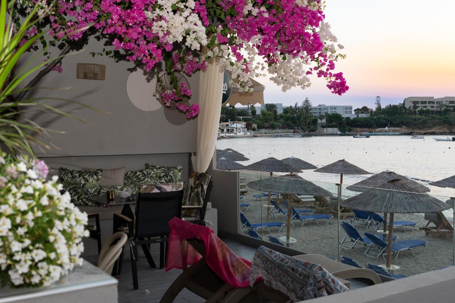 Buganvilla-Sea Front Villas Agia Pelagia 외부 사진