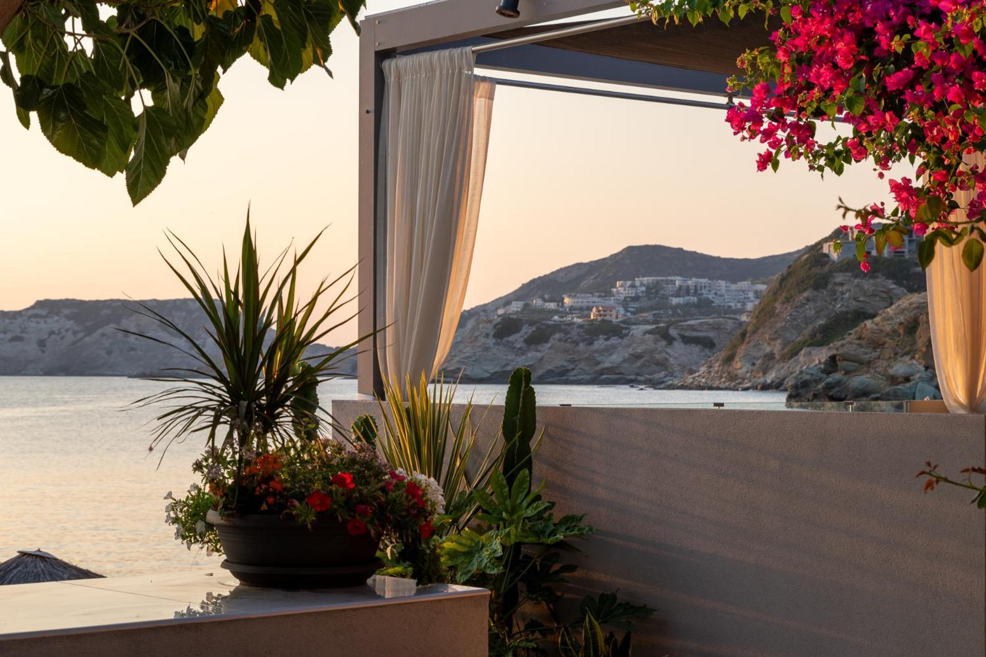 Buganvilla-Sea Front Villas Agia Pelagia 외부 사진